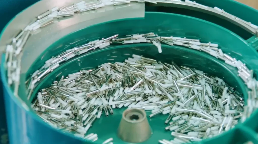 Conector rápido de fibra óptica com virola de cerâmica